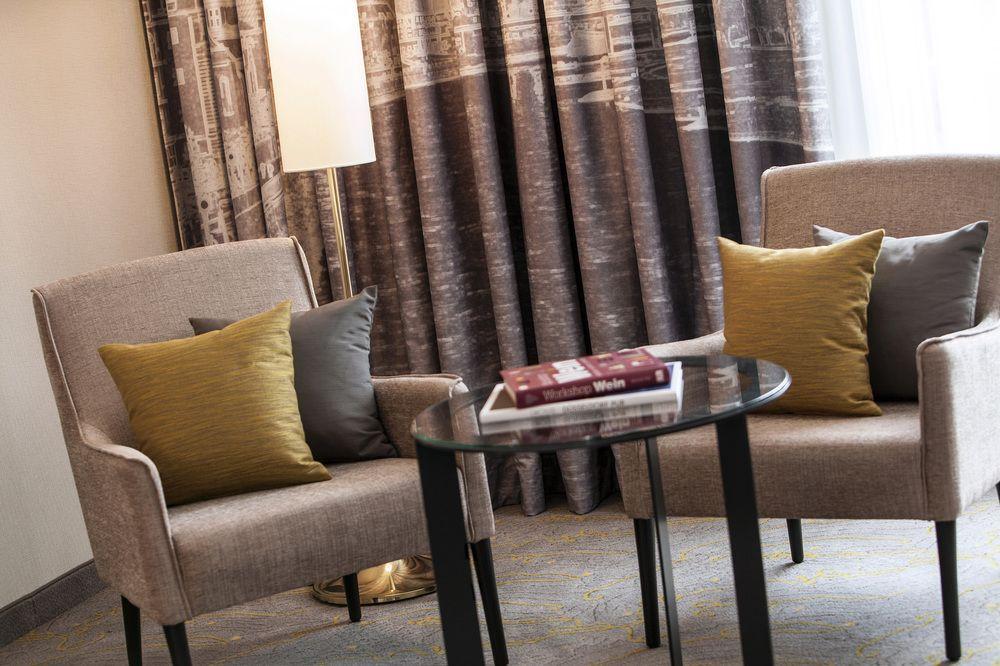 Renaissance Duesseldorf Hotel Εξωτερικό φωτογραφία