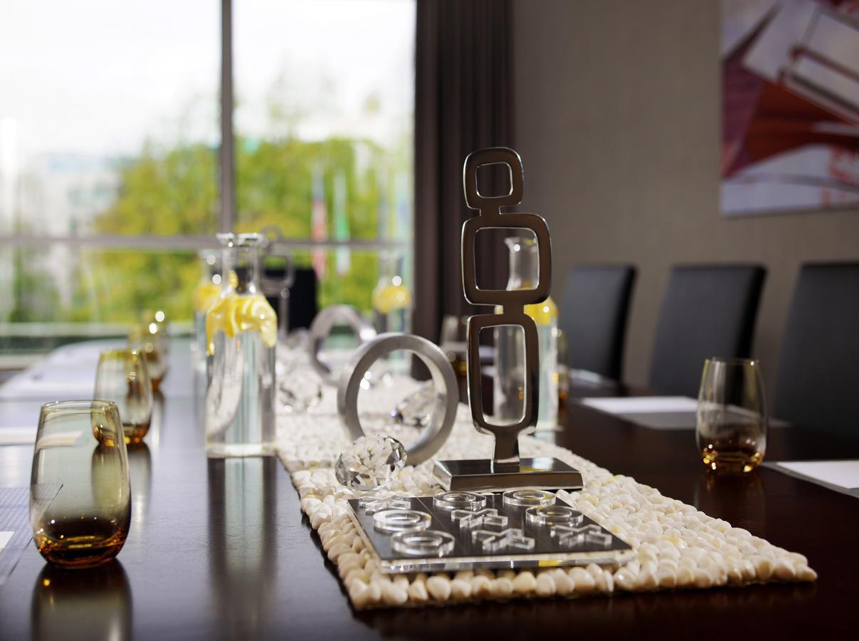 Renaissance Duesseldorf Hotel Εξωτερικό φωτογραφία