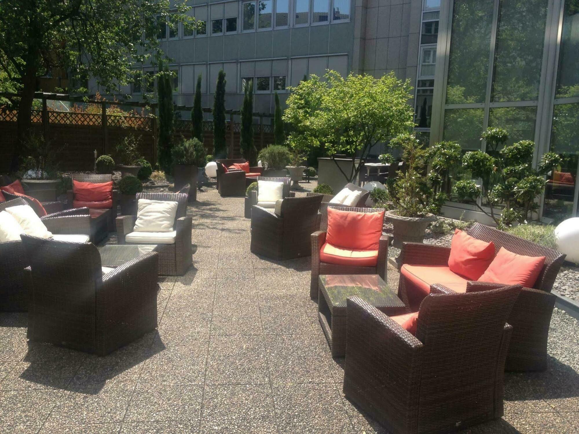 Renaissance Duesseldorf Hotel Εξωτερικό φωτογραφία